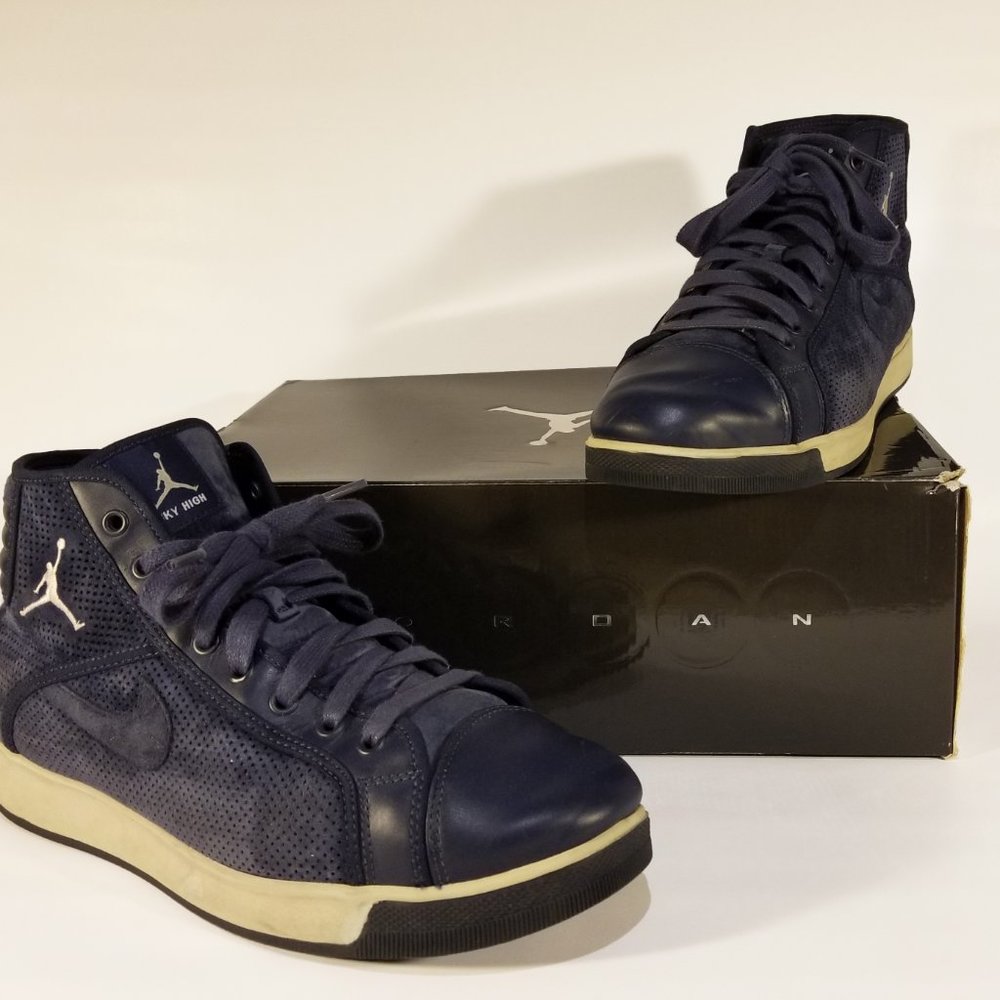 Men's Jordan Sneakers, size 12